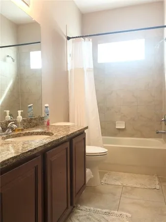 $4,500 | 19125 Sweet Clover Lane, Tampa, FL 33647