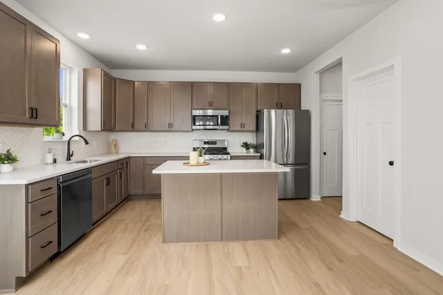 $619,900 | W168N10125 Bittersweet Trail, Germantown, WI 53022