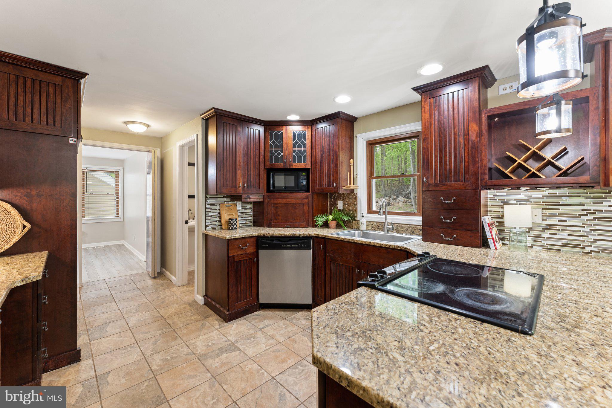 11432 Dutch Hollow Road Culpeper, VA 22701 - Photo 15 of 51 Remodeled kitchen