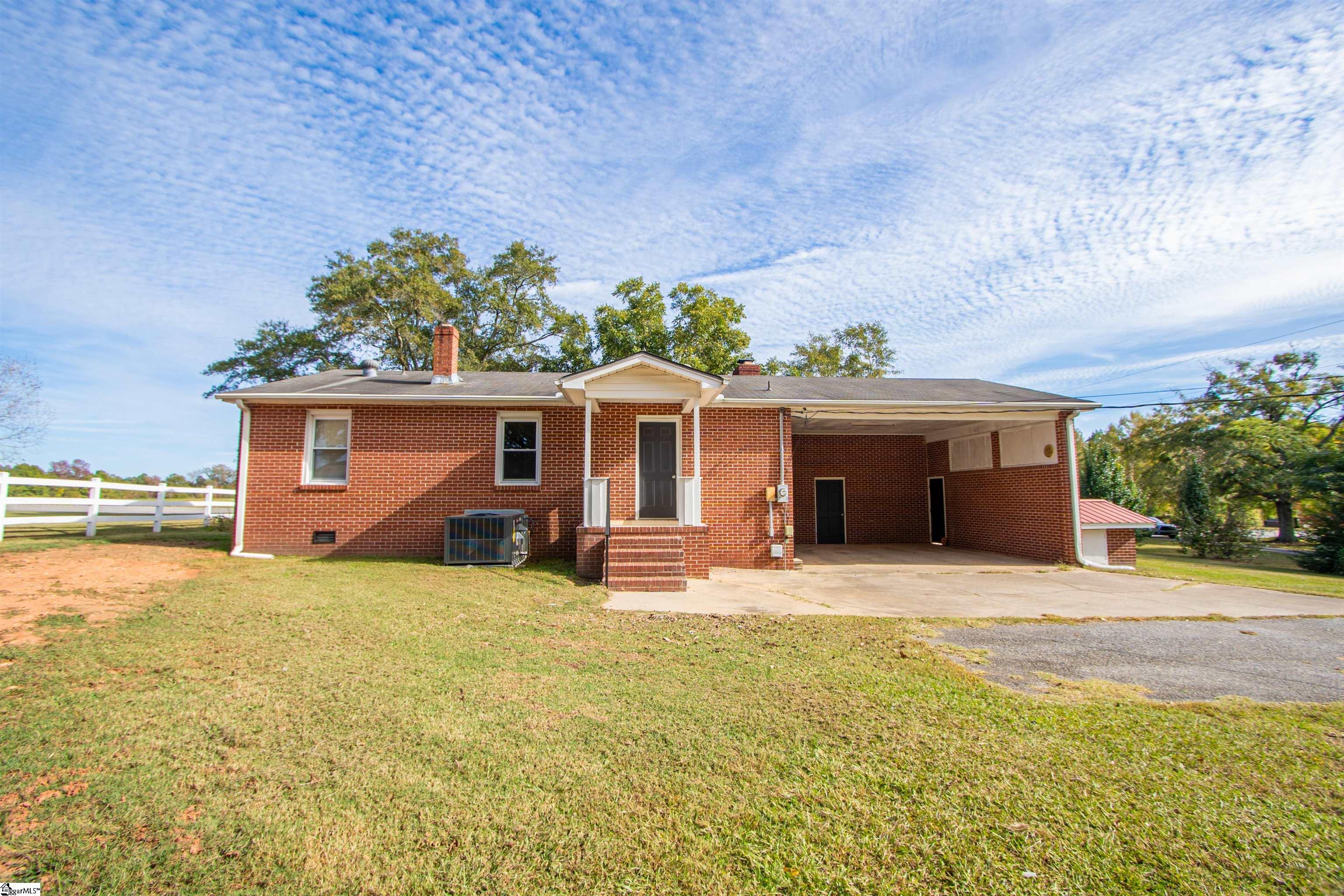 5909 Keowee Road Honea Path, SC 29654 - Photo 8 of 33