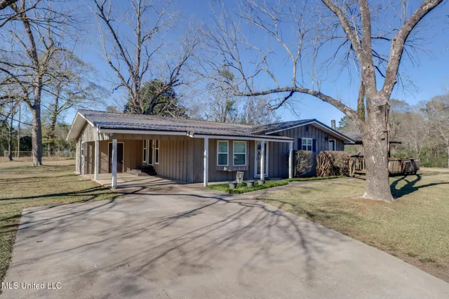 $233,500 | 1335 Lorraine Street, Wiggins, MS 39577