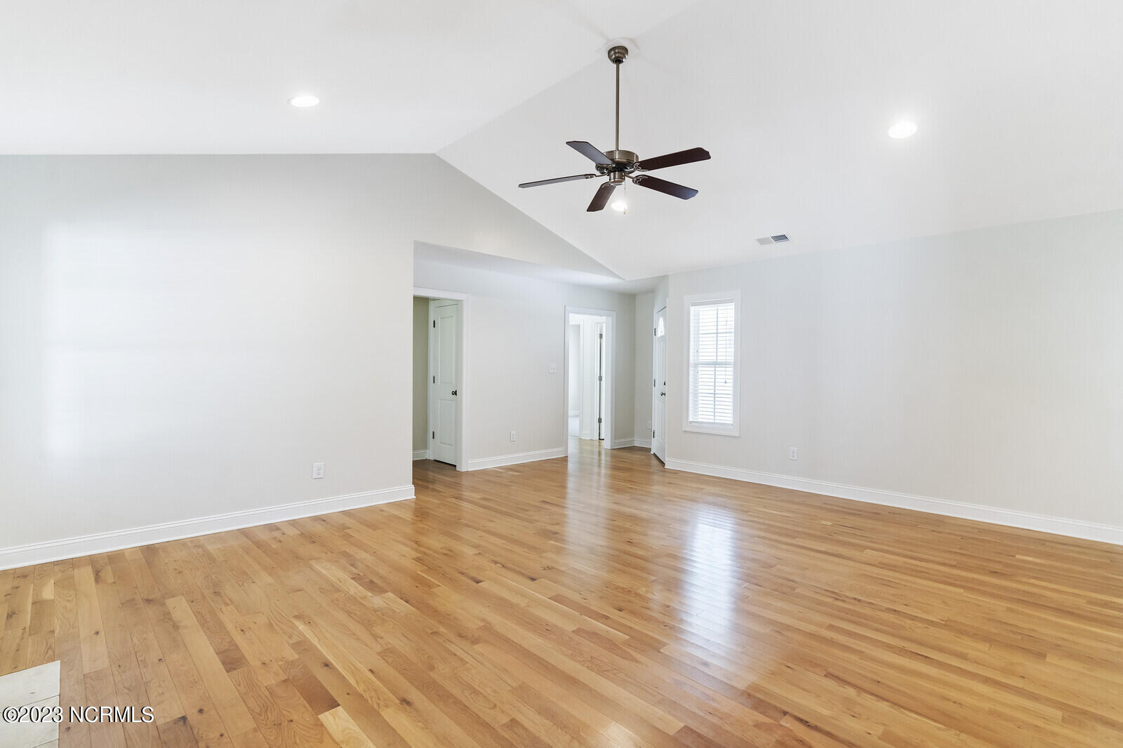 113 Stone Creek Road Holly Ridge, NC 28445 - Photo 11 of 63 Living Room