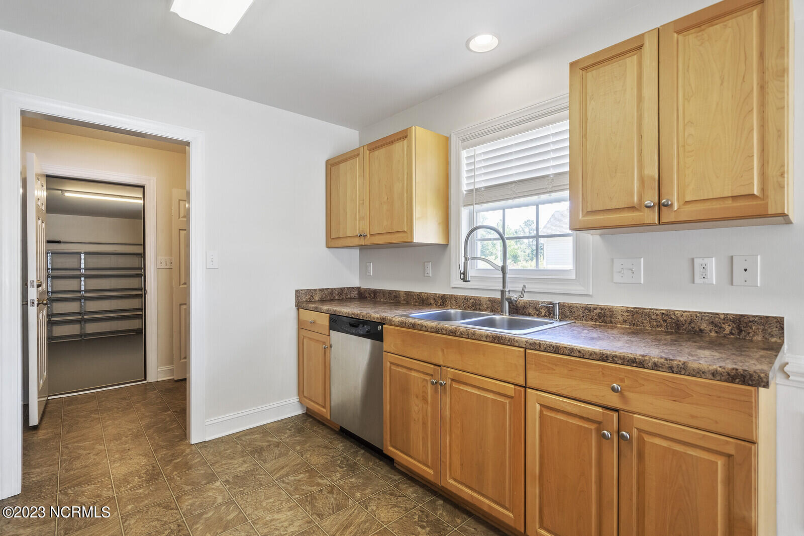 113 Stone Creek Road Holly Ridge, NC 28445 - Photo 16 of 63 Kitchen