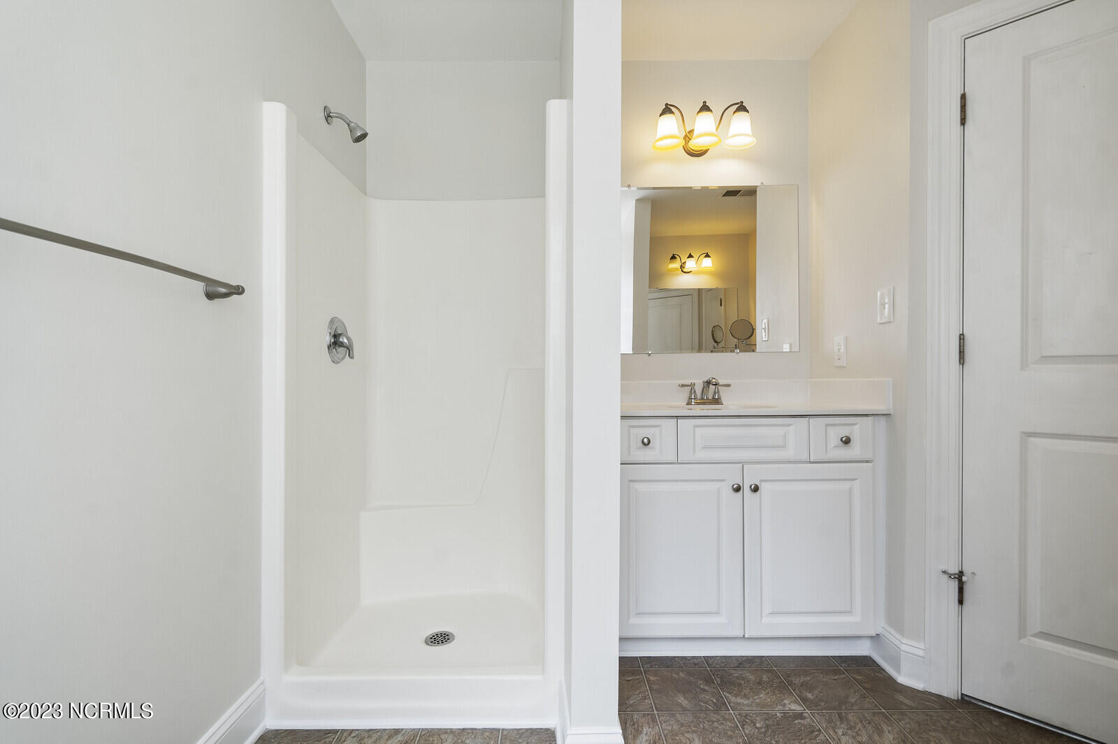 113 Stone Creek Road Holly Ridge, NC 28445 - Photo 27 of 63 Master Bathroom