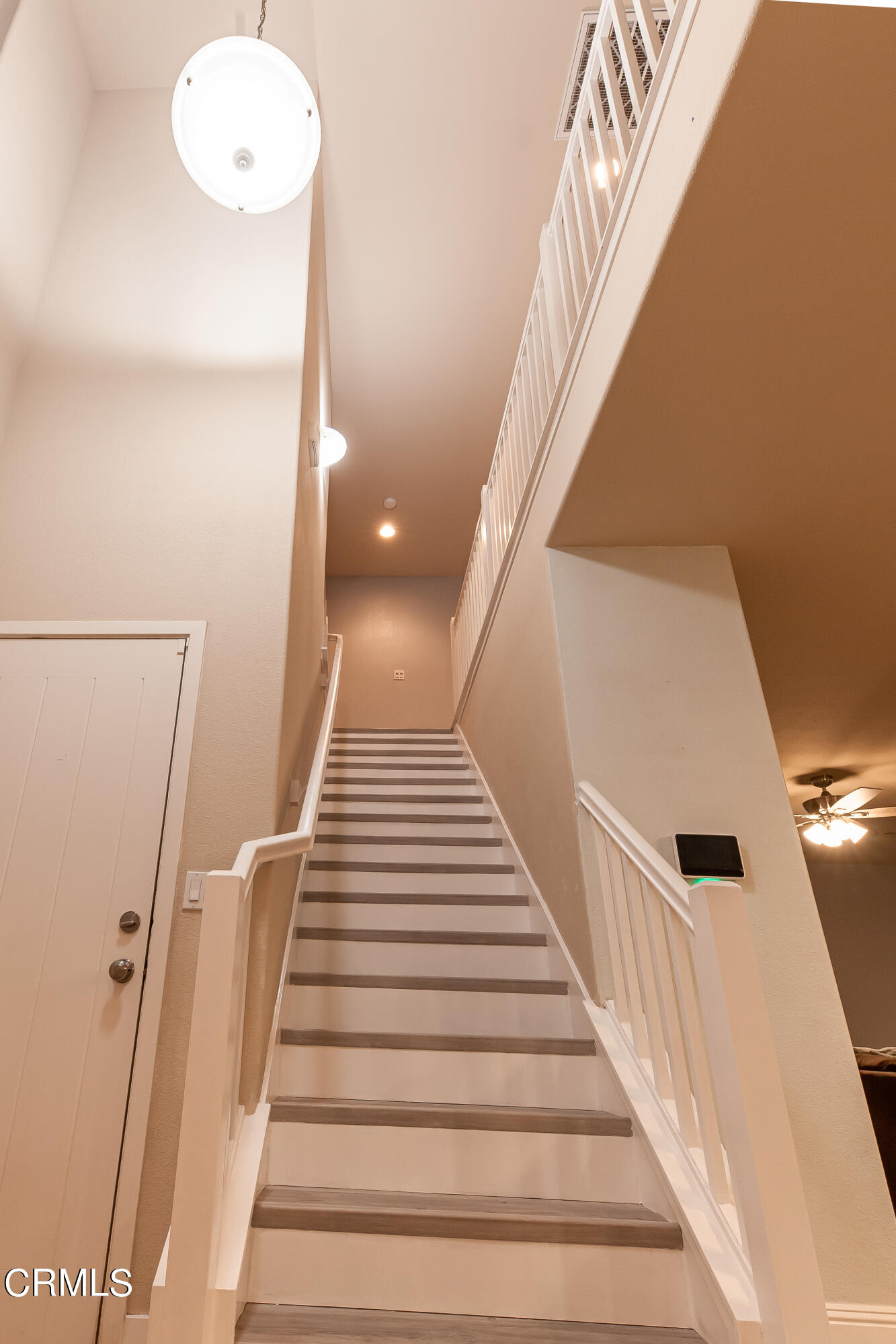 658 Asilomar Avenue Soledad, CA 93960 - Photo 13 of 27 Stairwell 2nd Floor