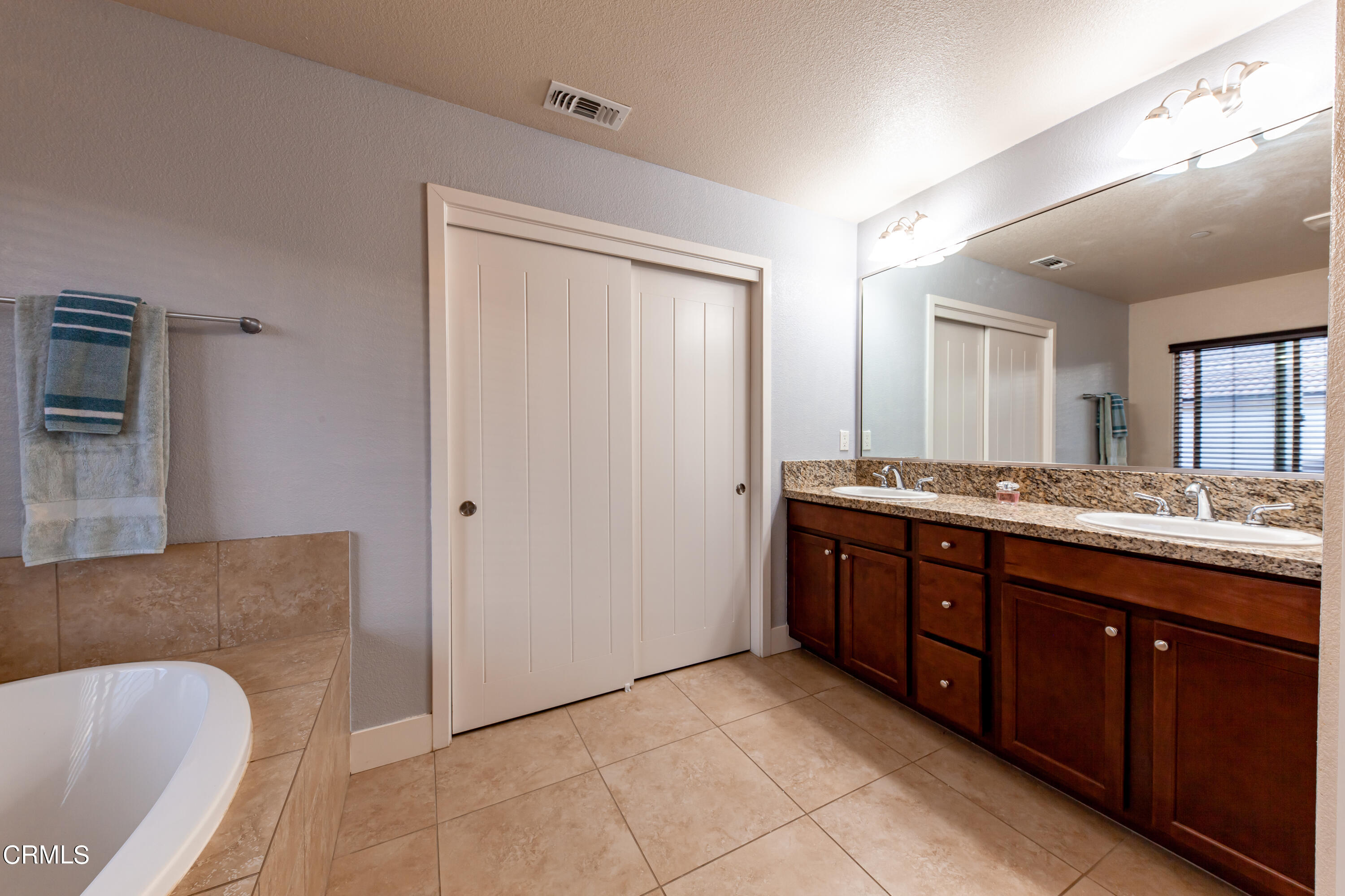 658 Asilomar Avenue Soledad, CA 93960 - Photo 22 of 27 Main Bath