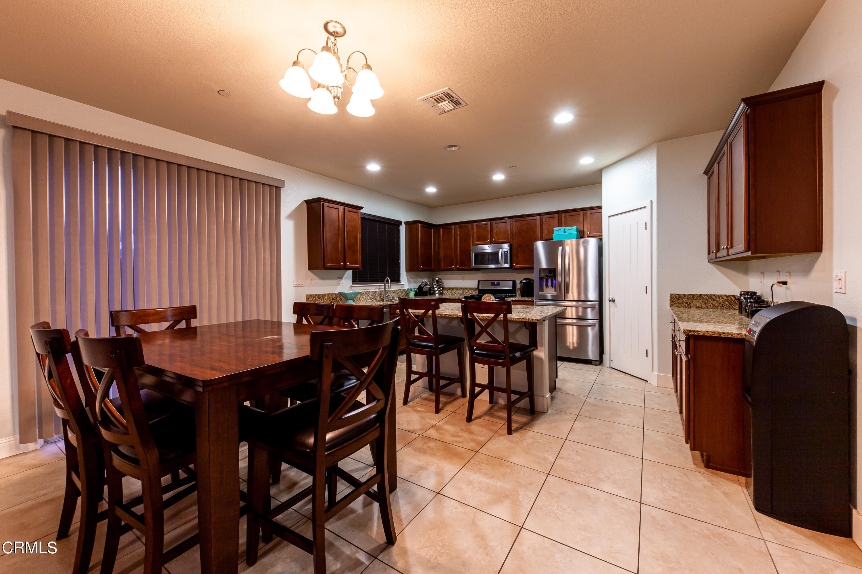 658 Asilomar Avenue Soledad, CA 93960 - Photo 8 of 27 Dinning