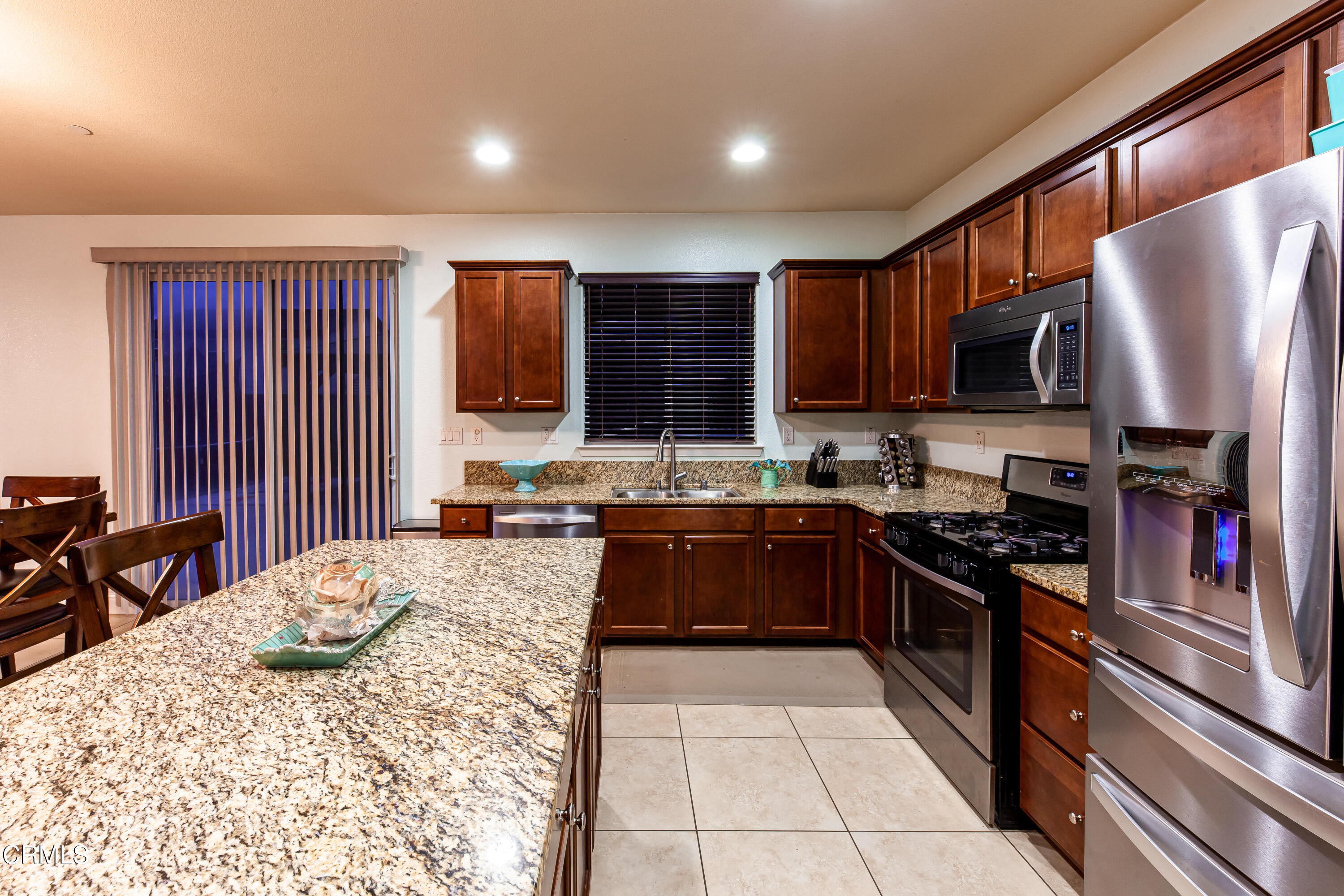 658 Asilomar Avenue Soledad, CA 93960 - Photo 10 of 27 Kitchen R