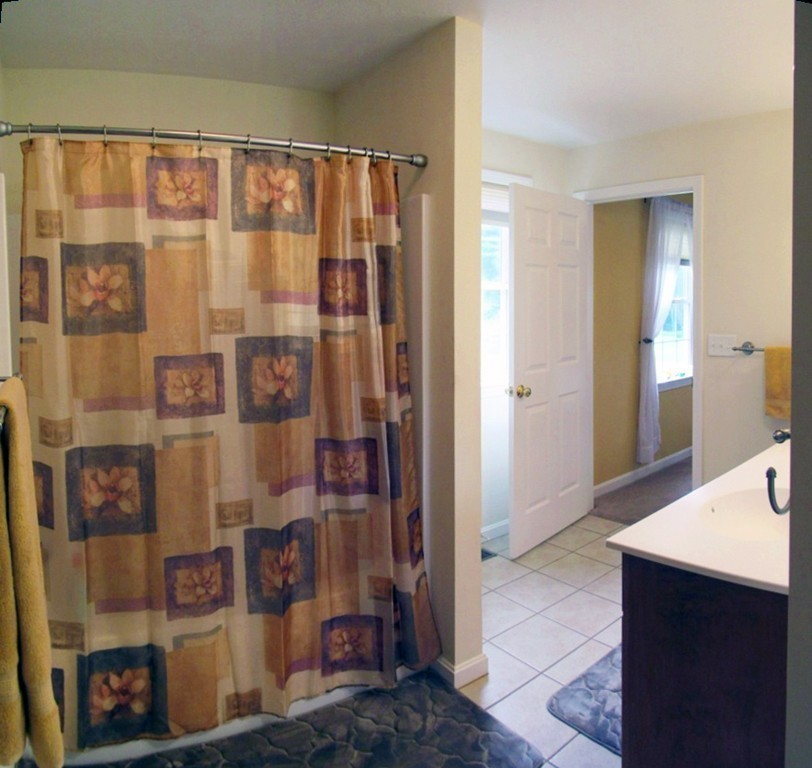 185 Burbank Road Sutton, MA 01590 - Photo 12 of 30 a bathroom with a shower and a sink