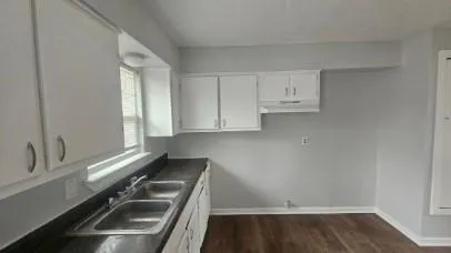 $1,700 | 1426 North Jim Miller Road, Dallas, TX 75217