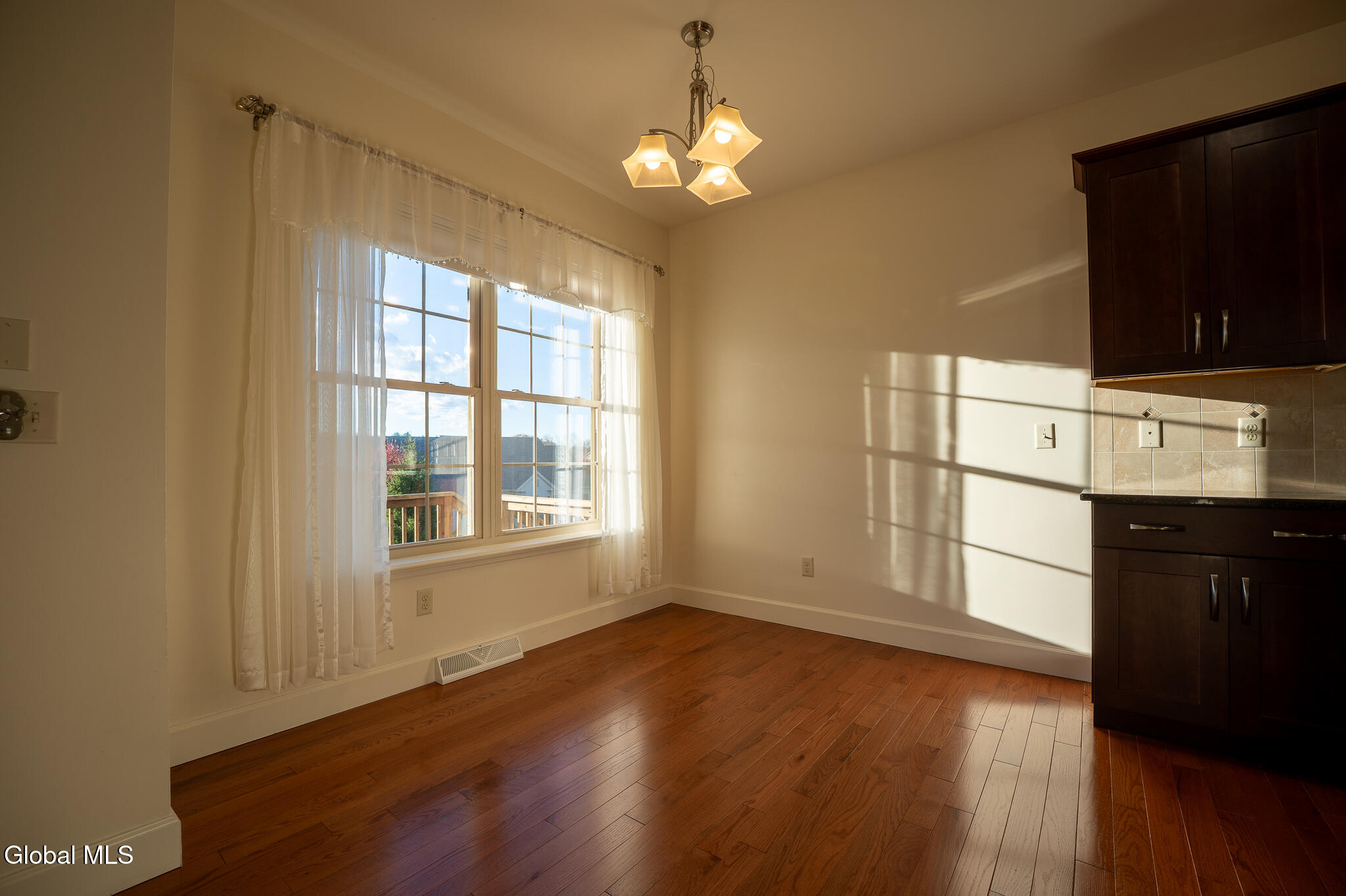 14 St Marks Square Slingerlands, NY 12159 - Photo 16 of 49 15