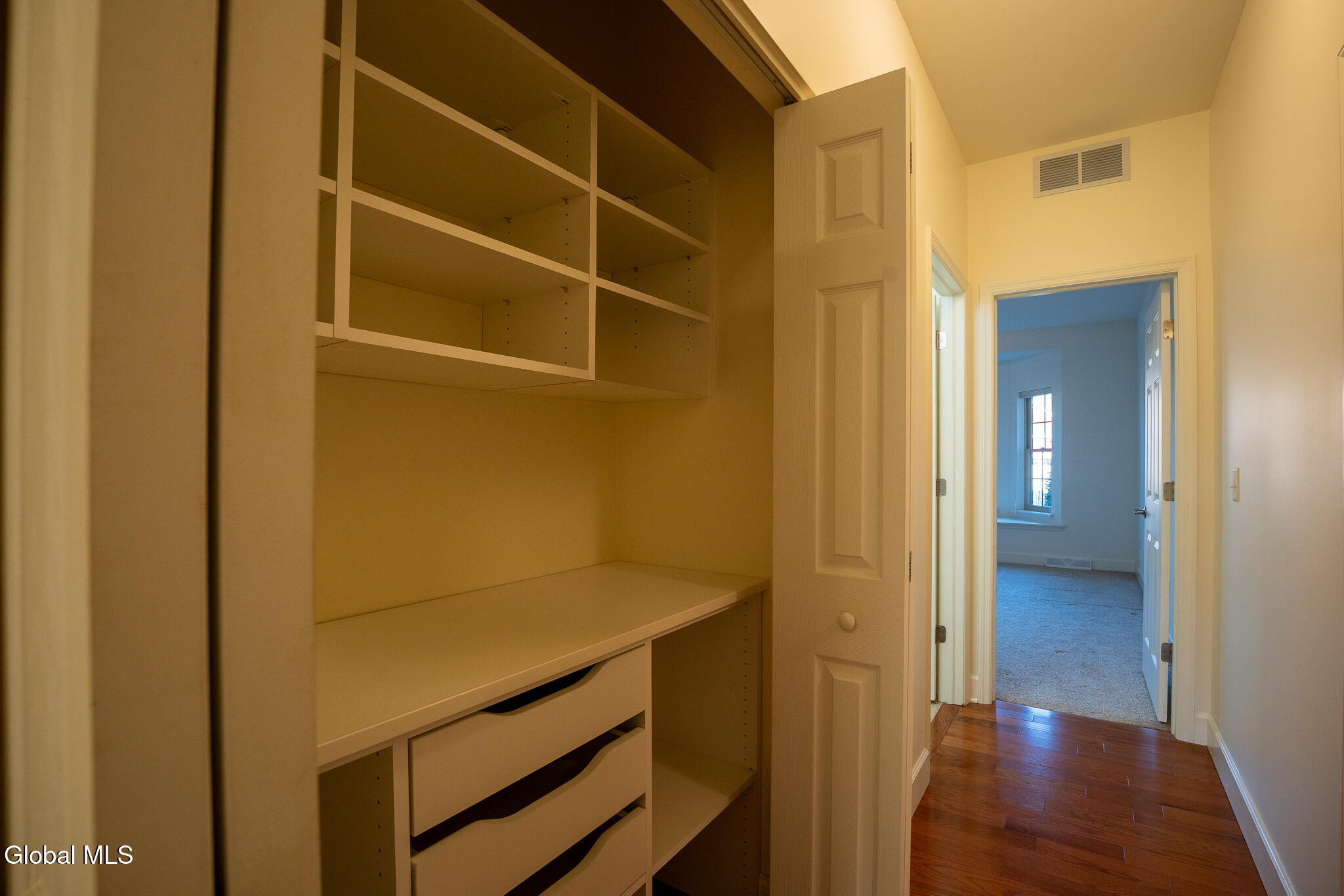 14 St Marks Square Slingerlands, NY 12159 - Photo 29 of 49 28