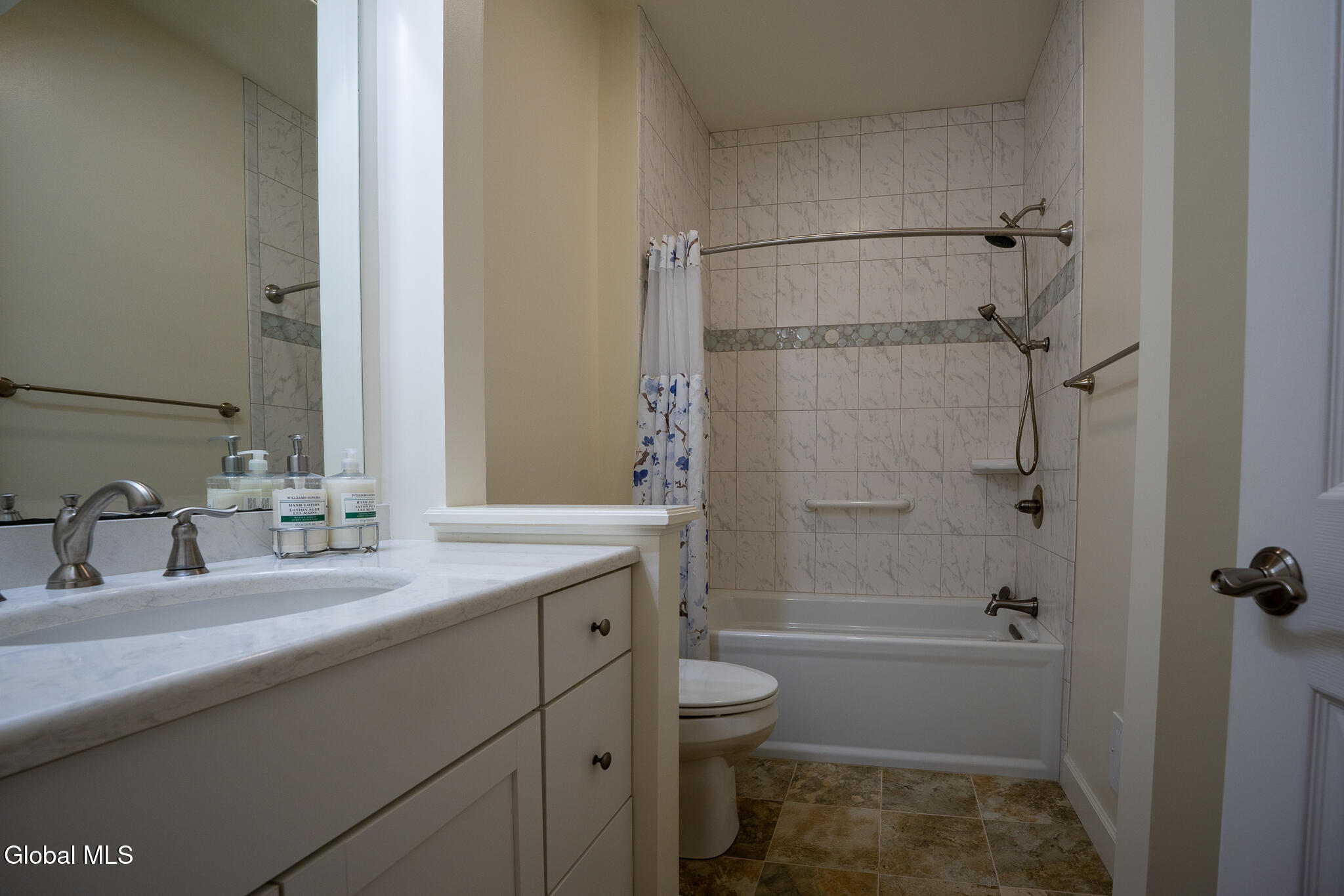 14 St Marks Square Slingerlands, NY 12159 - Photo 31 of 49 30