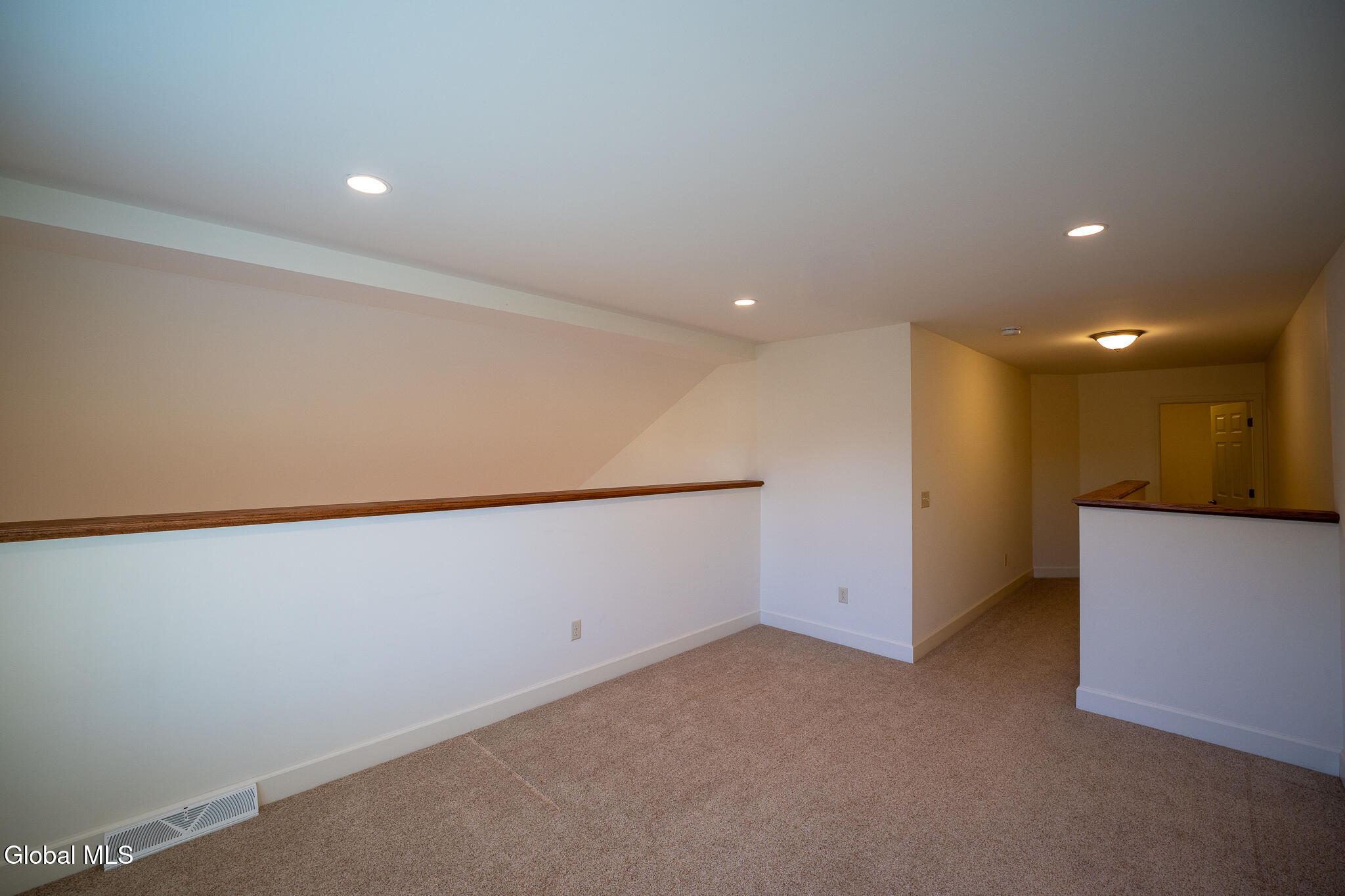 14 St Marks Square Slingerlands, NY 12159 - Photo 36 of 49 35