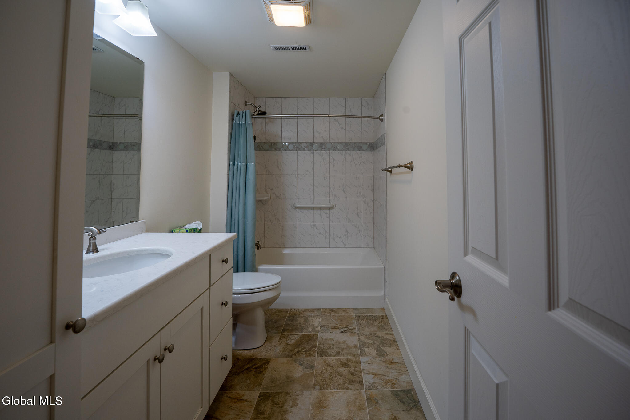 14 St Marks Square Slingerlands, NY 12159 - Photo 39 of 49 38