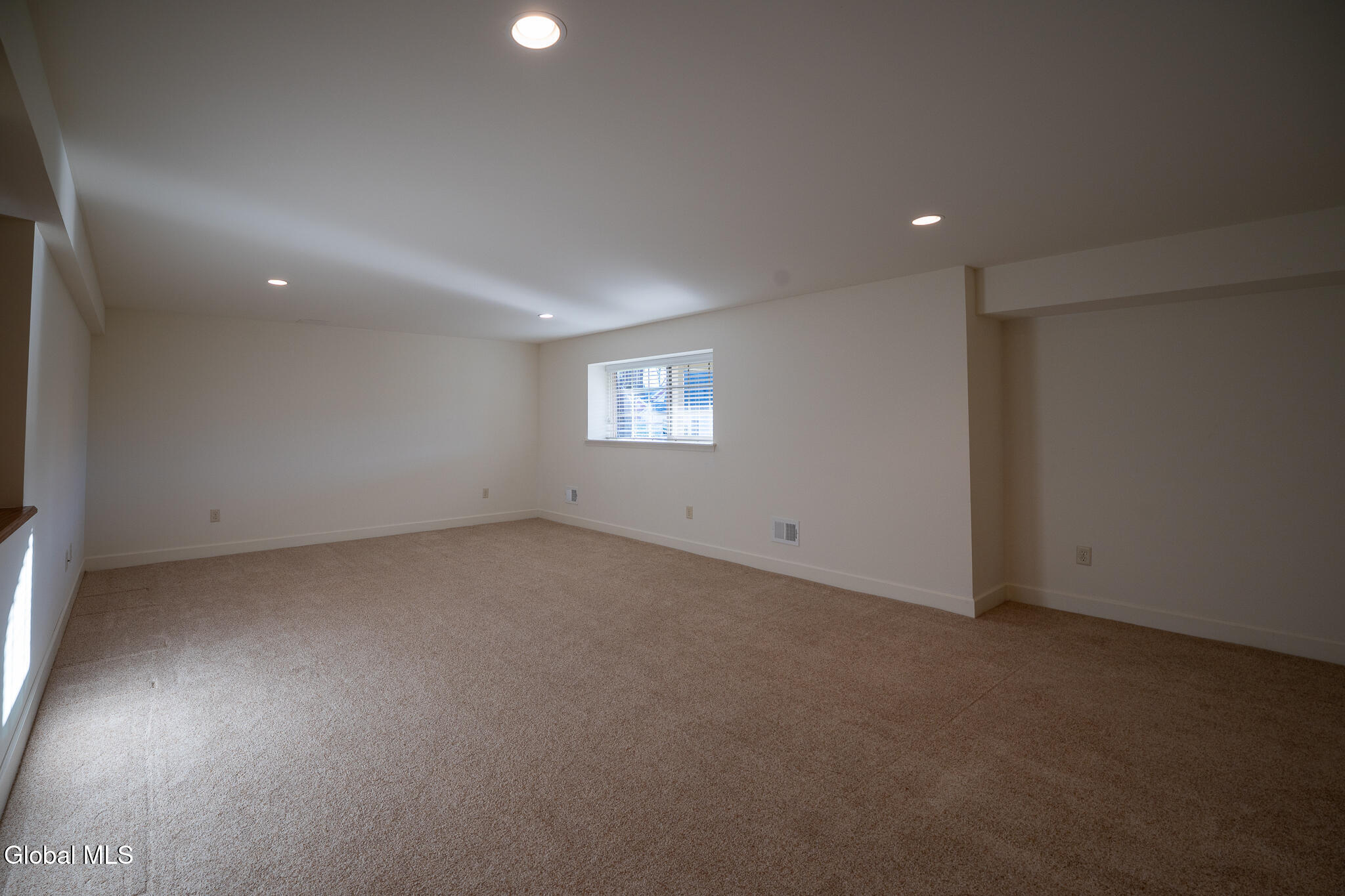 14 St Marks Square Slingerlands, NY 12159 - Photo 40 of 49 39