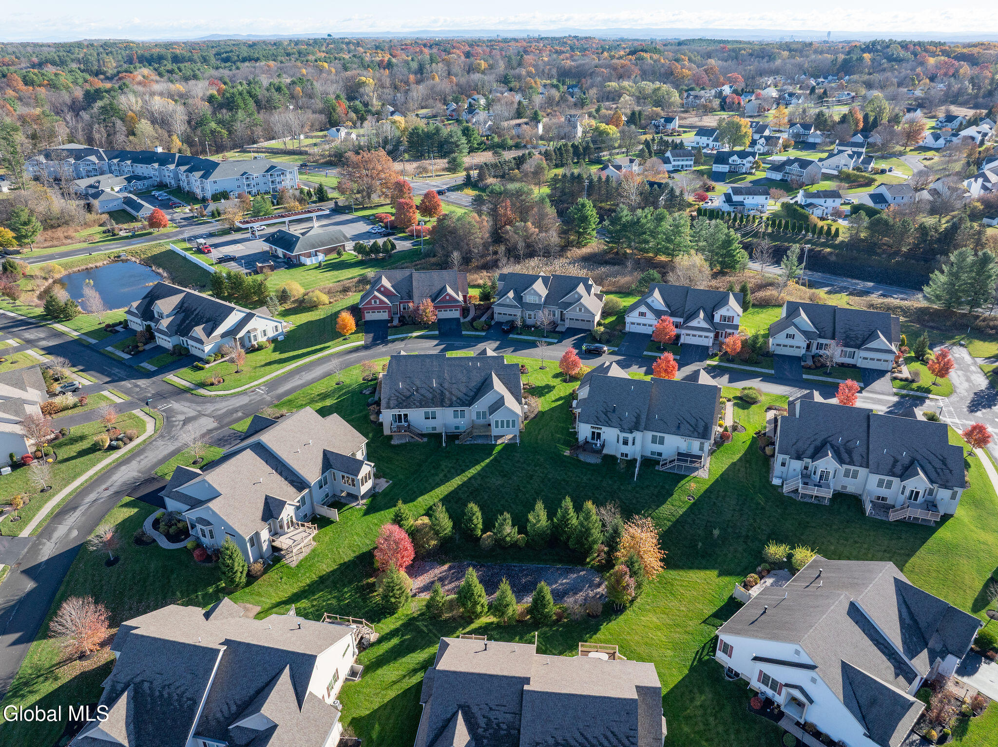 14 St Marks Square Slingerlands, NY 12159 - Photo 49 of 49 55