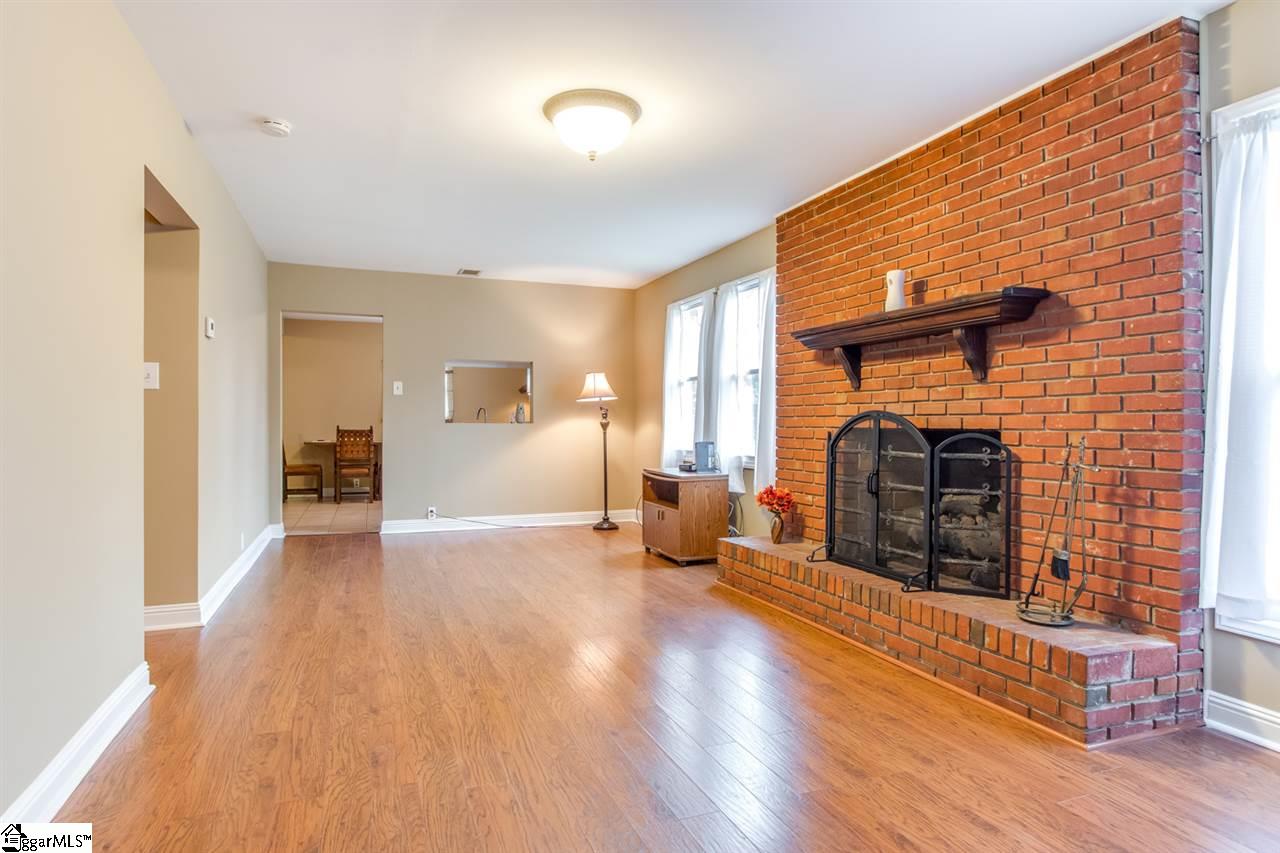 111 West Marion Road Greenville, SC 29617 - Photo 6 of 22 Gallery Image 6