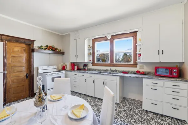 $224,900 | 207 12th Avenue West, Menomonie, WI 54751