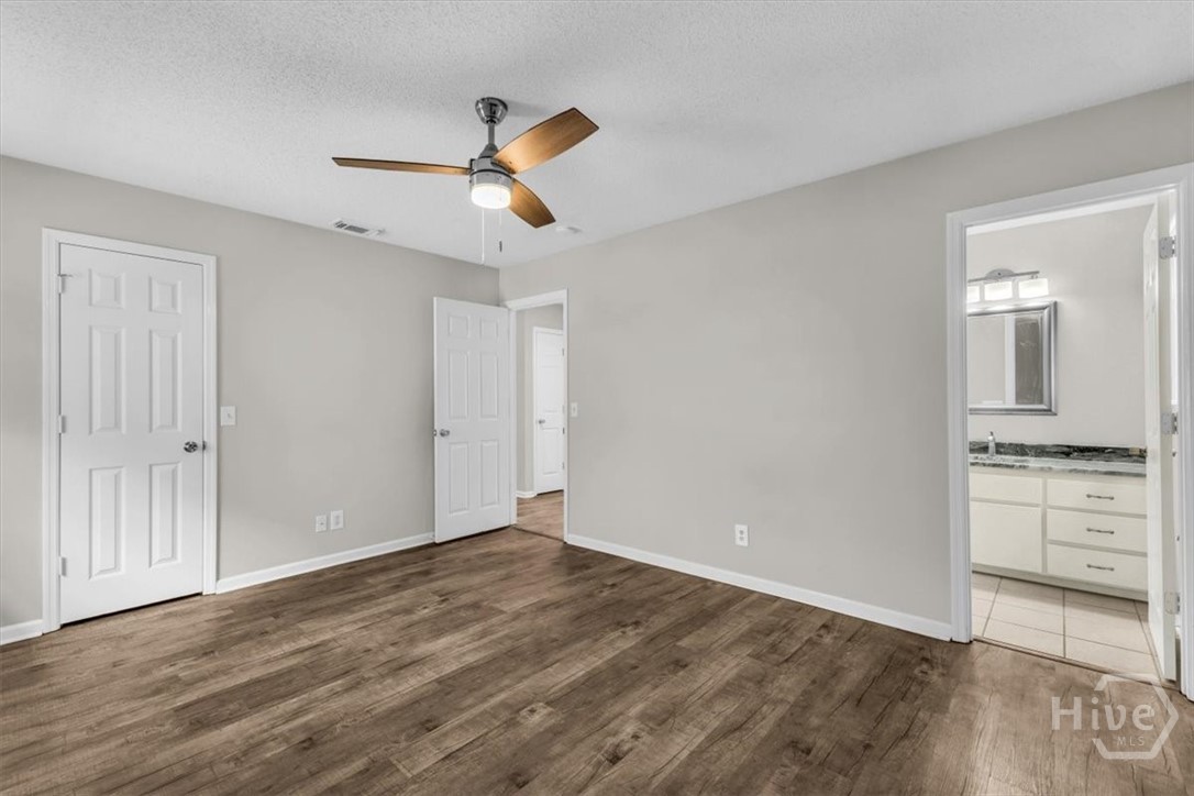 5323 McCall Road Rincon, GA 31326 - Photo 21 of 51 OWNER'S SUITE