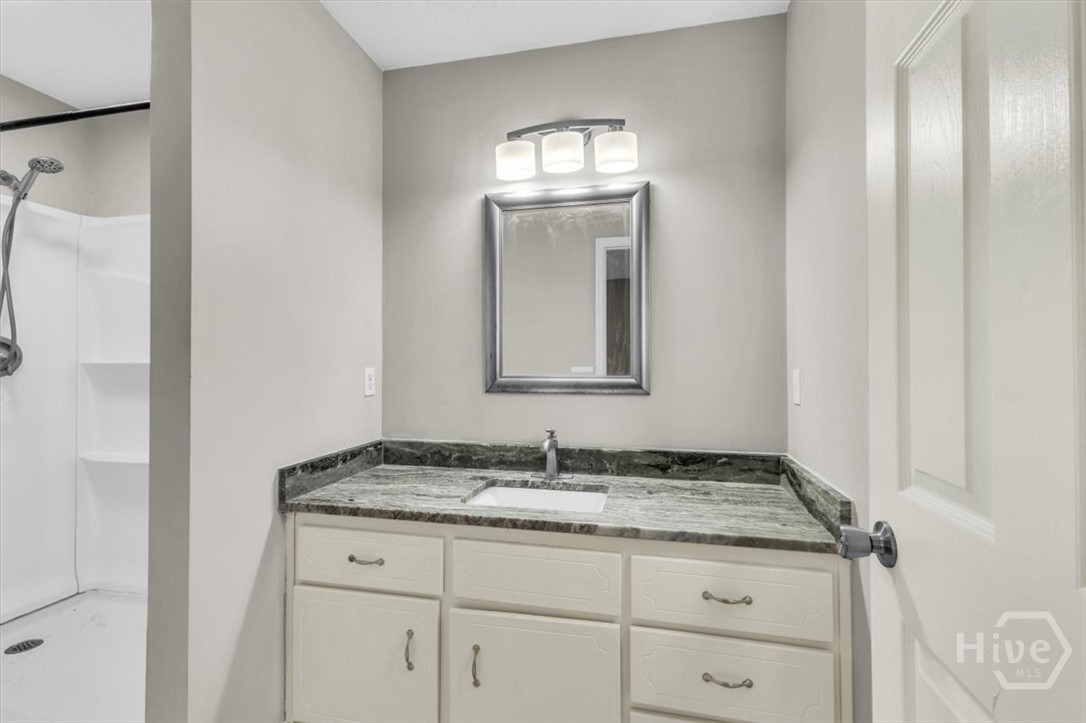 5323 McCall Road Rincon, GA 31326 - Photo 28 of 51 OWNER'S SUITE BATHROOM