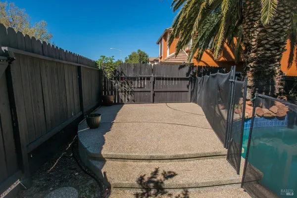 $750,000 | 463 Eagle Lane, Vacaville, CA 95687