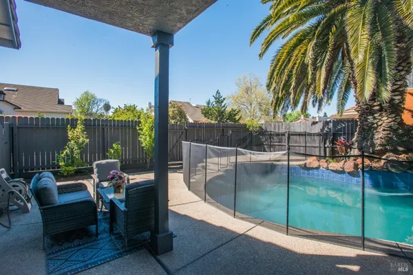 $750,000 | 463 Eagle Lane, Vacaville, CA 95687