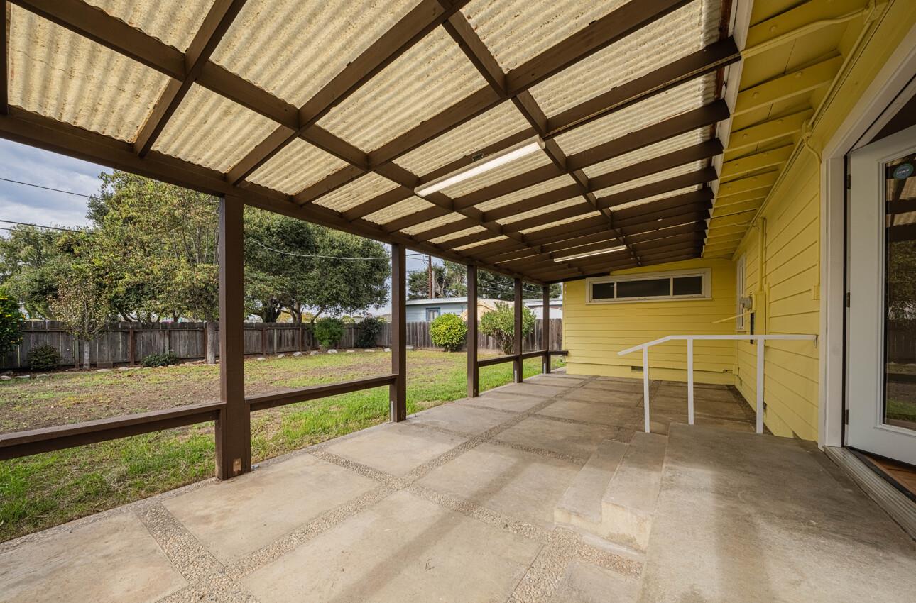 1221 Parkside Street Salinas, CA 93906 - Photo 17 of 41