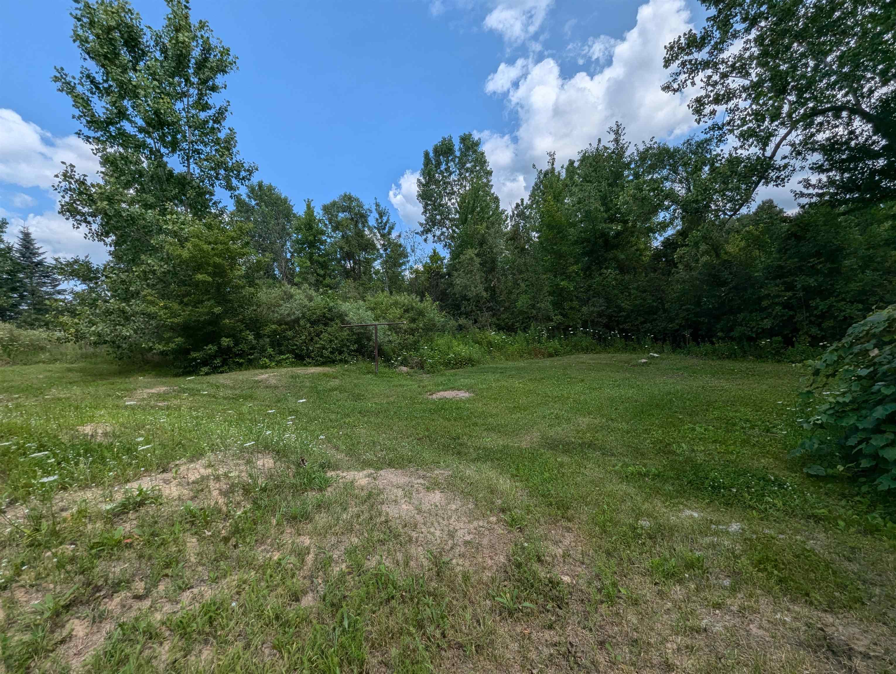 3347 Deep River Road Standish, MI 48658 - Photo 7 of 38 Gallery Image 7
