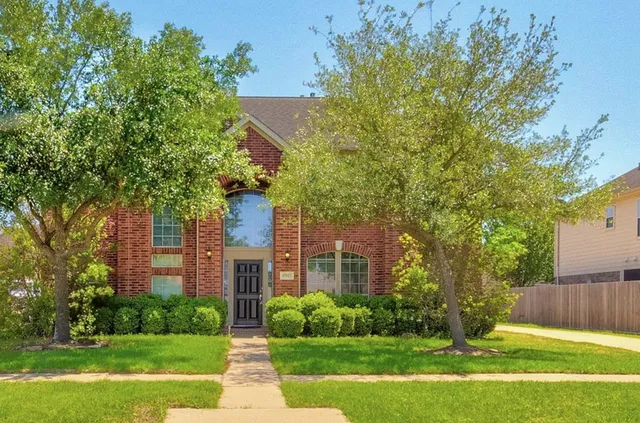 $399,999 | 17927 Oak Park Bend Lane, Cypress, TX 77433