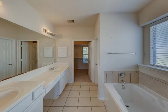 $399,999 | 17927 Oak Park Bend Lane, Cypress, TX 77433