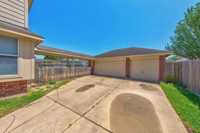 $399,999 | 17927 Oak Park Bend Lane, Cypress, TX 77433