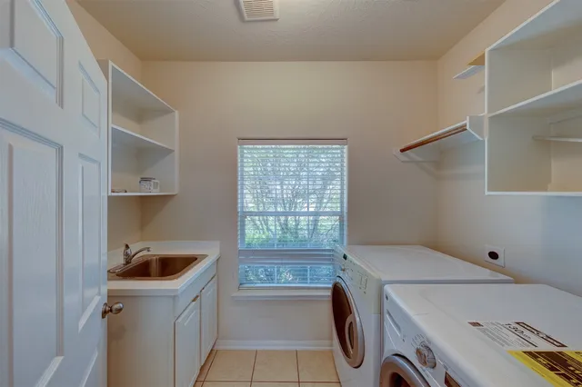 $399,999 | 17927 Oak Park Bend Lane, Cypress, TX 77433