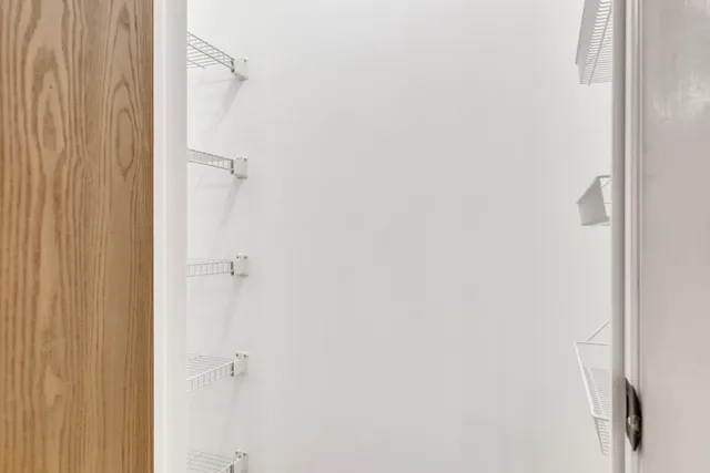 $265,000 | 304 Glasgow Lane, Unit X1, Schaumburg, IL 60194