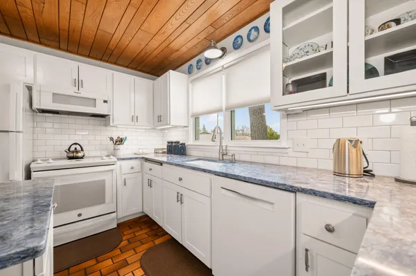 $295,000 | 618 Northwest 5th Avenue, Grand Rapids, MN 55744