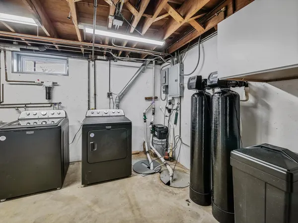 a view of a storage & utility room