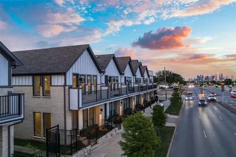 a view of a house with roof deck