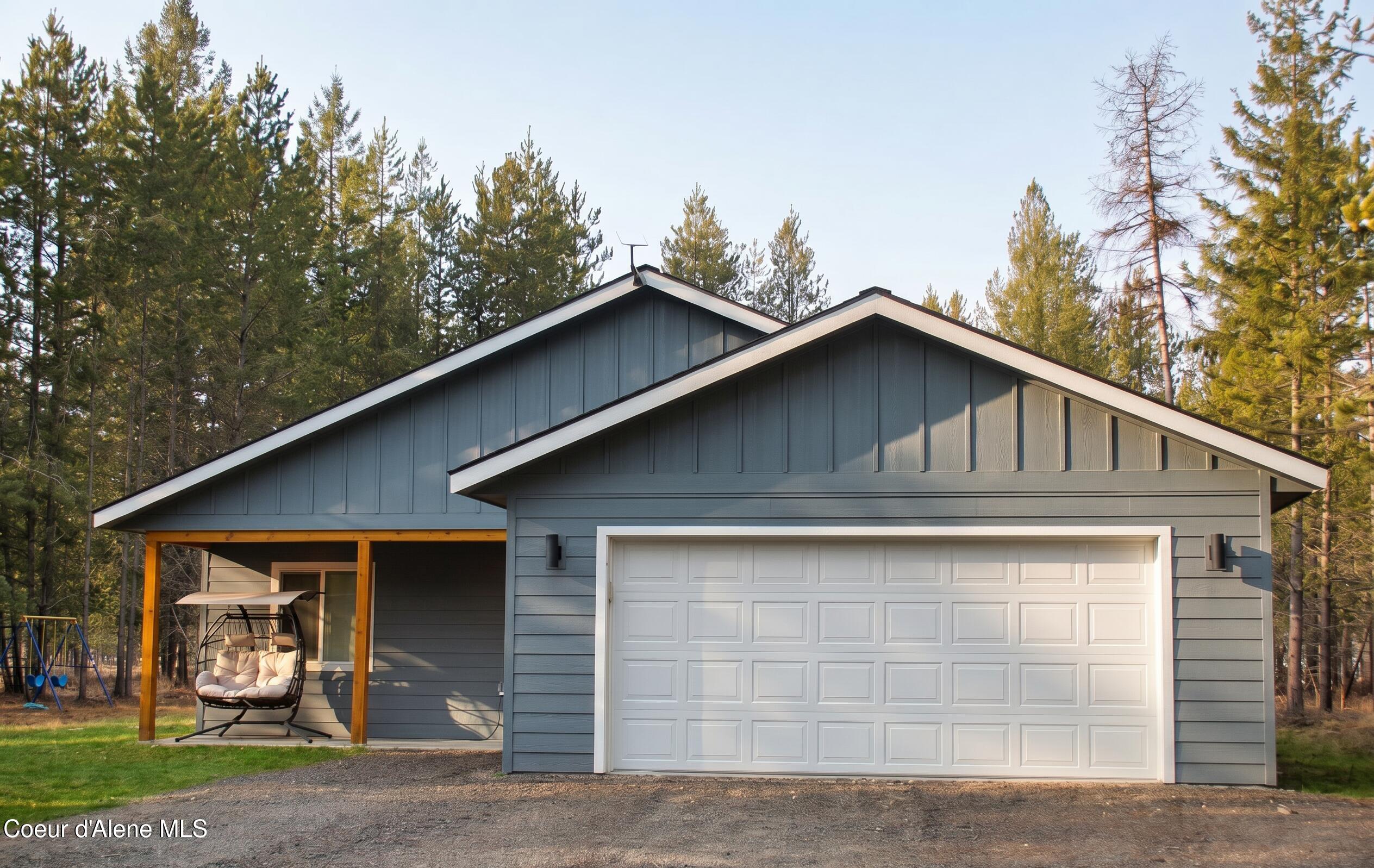 389 Hardy Loop Bonners Ferry, ID 83805 - Photo 2 of 15 389 Hardy 2