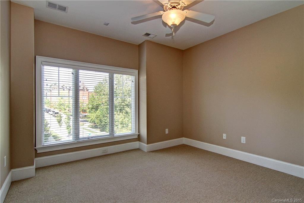 425 Spring Street, Unit 4 Davidson, NC 28036 - Photo 18 of 24 Gallery Image 18
