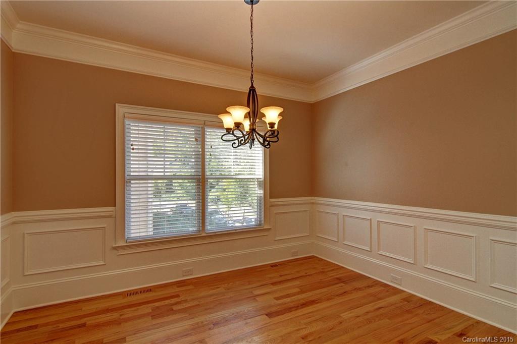 425 Spring Street, Unit 4 Davidson, NC 28036 - Photo 9 of 24 Gallery Image 9