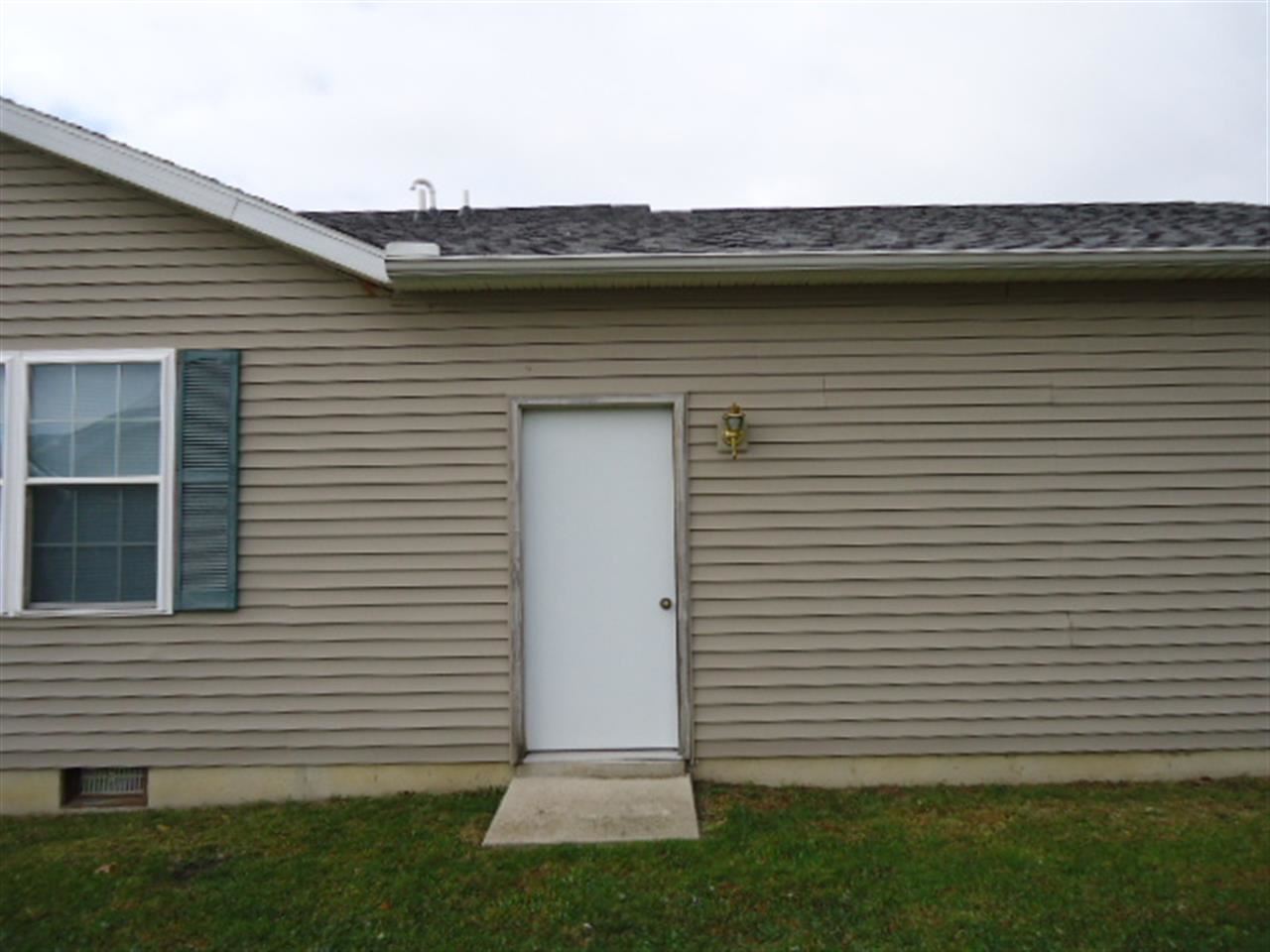 645 Manchester Drive Rochester, IN 46975 - Photo 17 of 22 Gallery Image 17