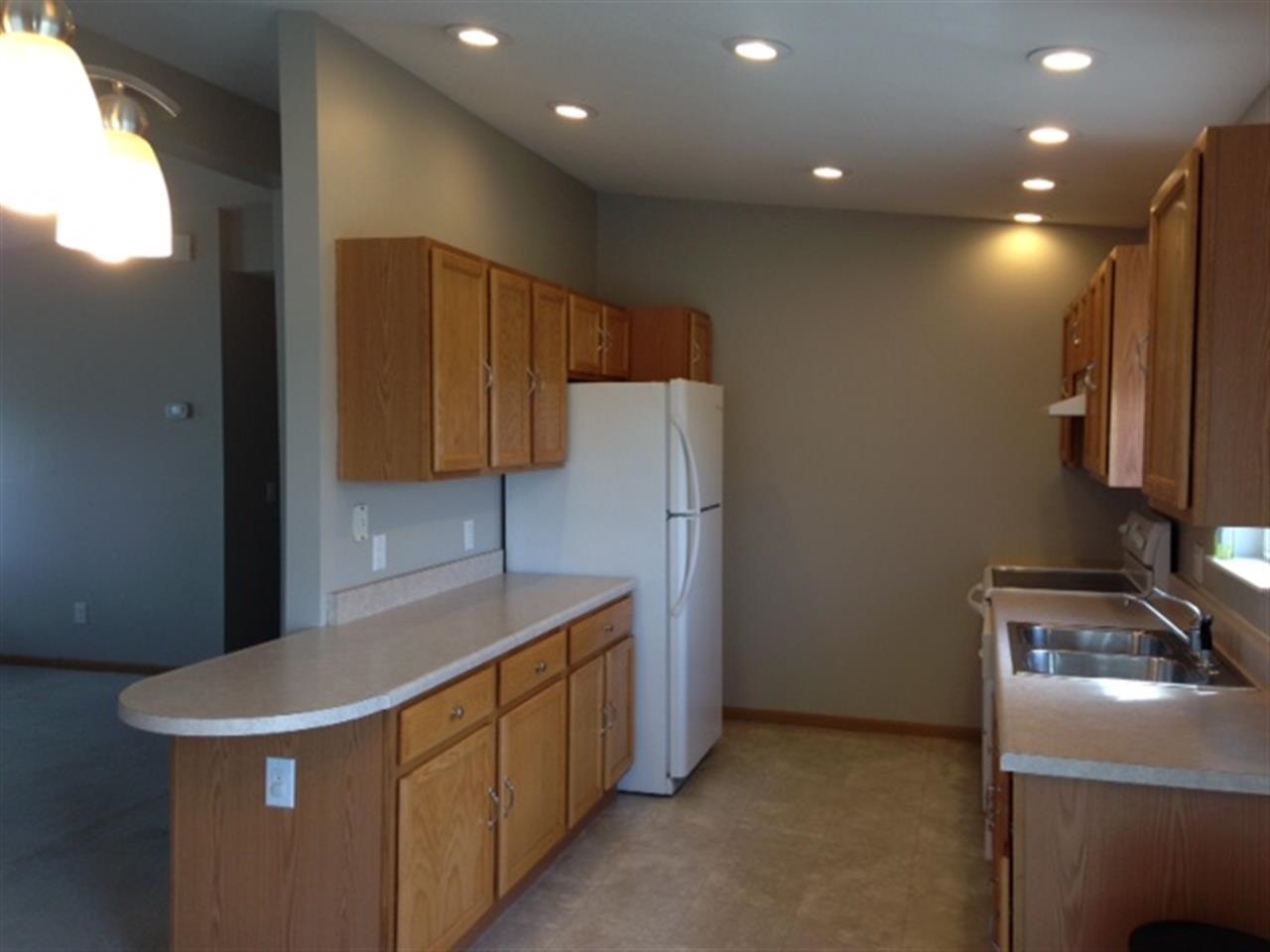 645 Manchester Drive Rochester, IN 46975 - Photo 3 of 22 Gallery Image 3