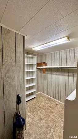 a big room with closet area