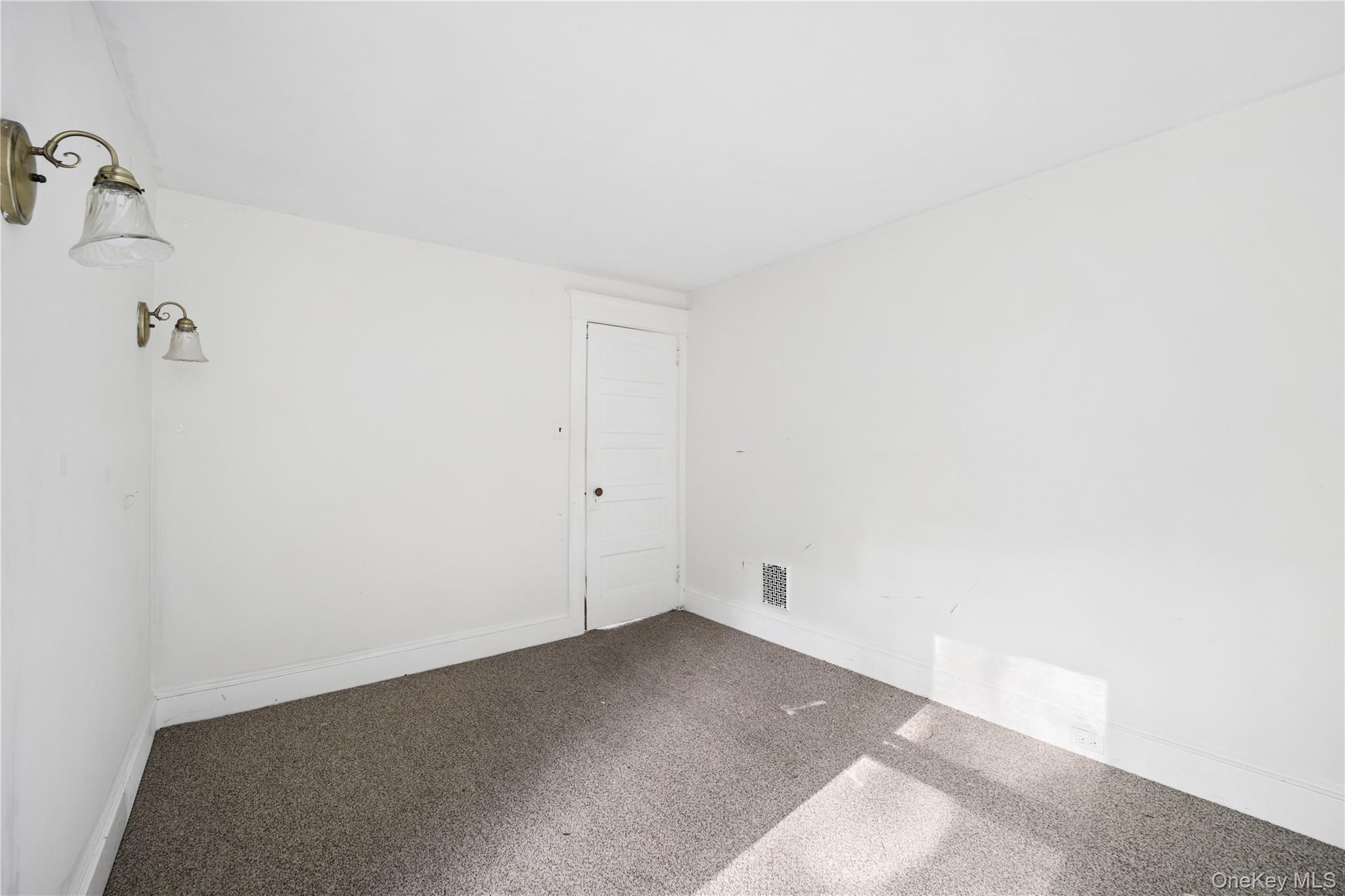 25 River Road Nyack, NY 10960 - Photo 15 of 35