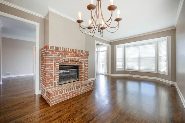 $499,000 | 13733 Pembroke Circle, Leawood, KS 66224
