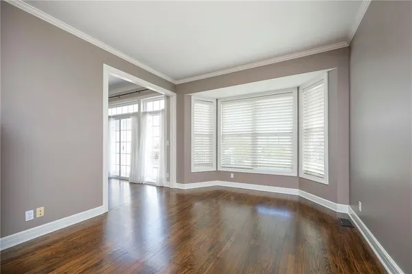 $499,000 | 13733 Pembroke Circle, Leawood, KS 66224