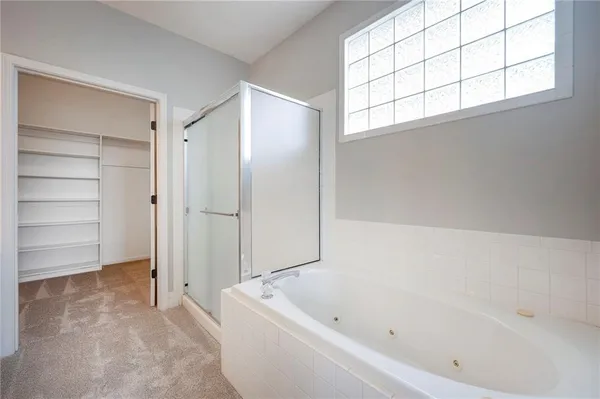 $499,000 | 13733 Pembroke Circle, Leawood, KS 66224