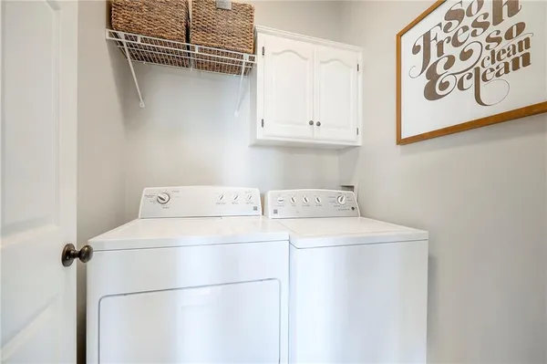 $499,000 | 13733 Pembroke Circle, Leawood, KS 66224