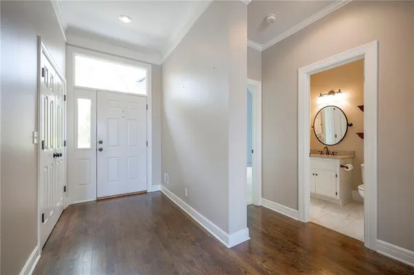 $499,000 | 13733 Pembroke Circle, Leawood, KS 66224