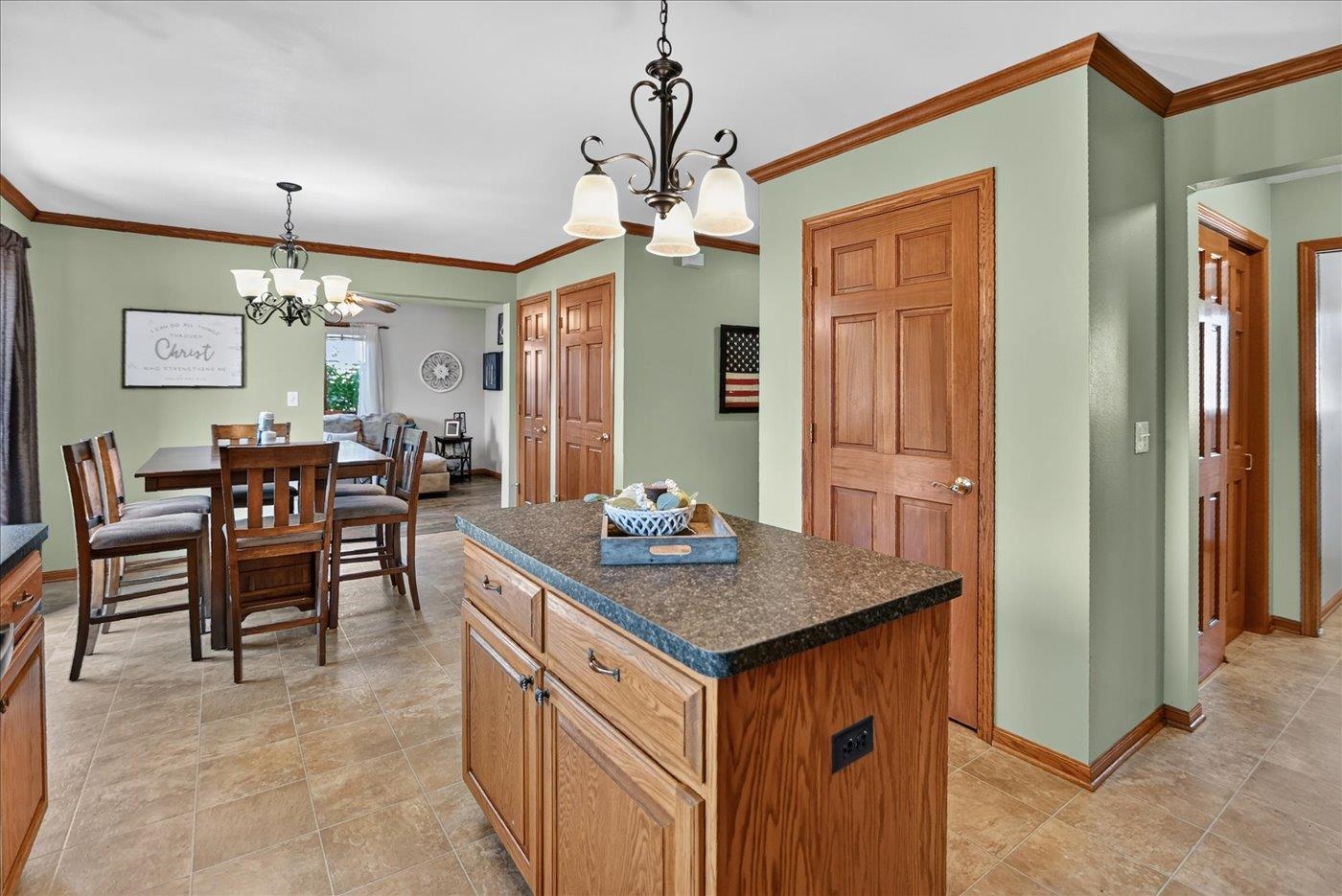 606 Cobblestone Way Watertown, WI 53094 - Photo 25 of 54